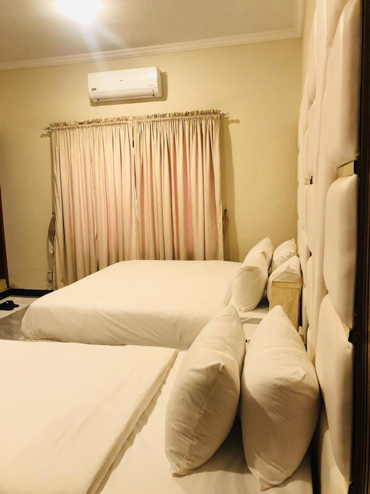 伊斯兰堡 Royal Executive酒店 外观 照片